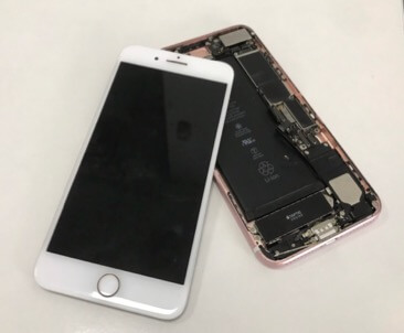 не работает динамик на айфоне 7+